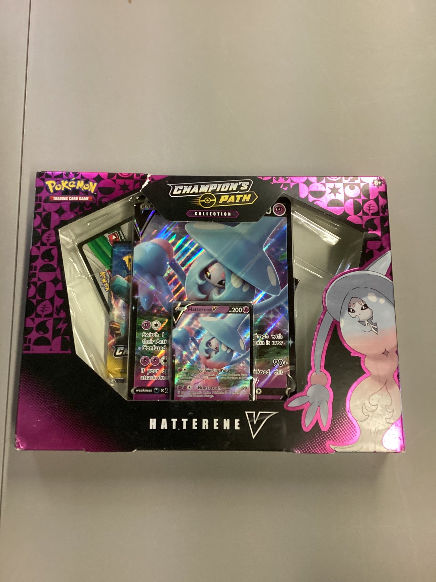 Pokemon TCG Hatterene V Box
