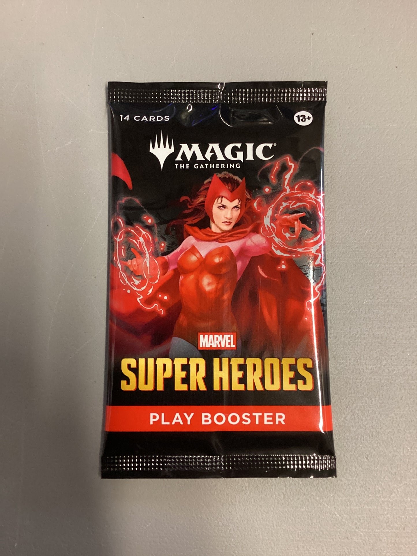 Mtg Super heroes Play Booster