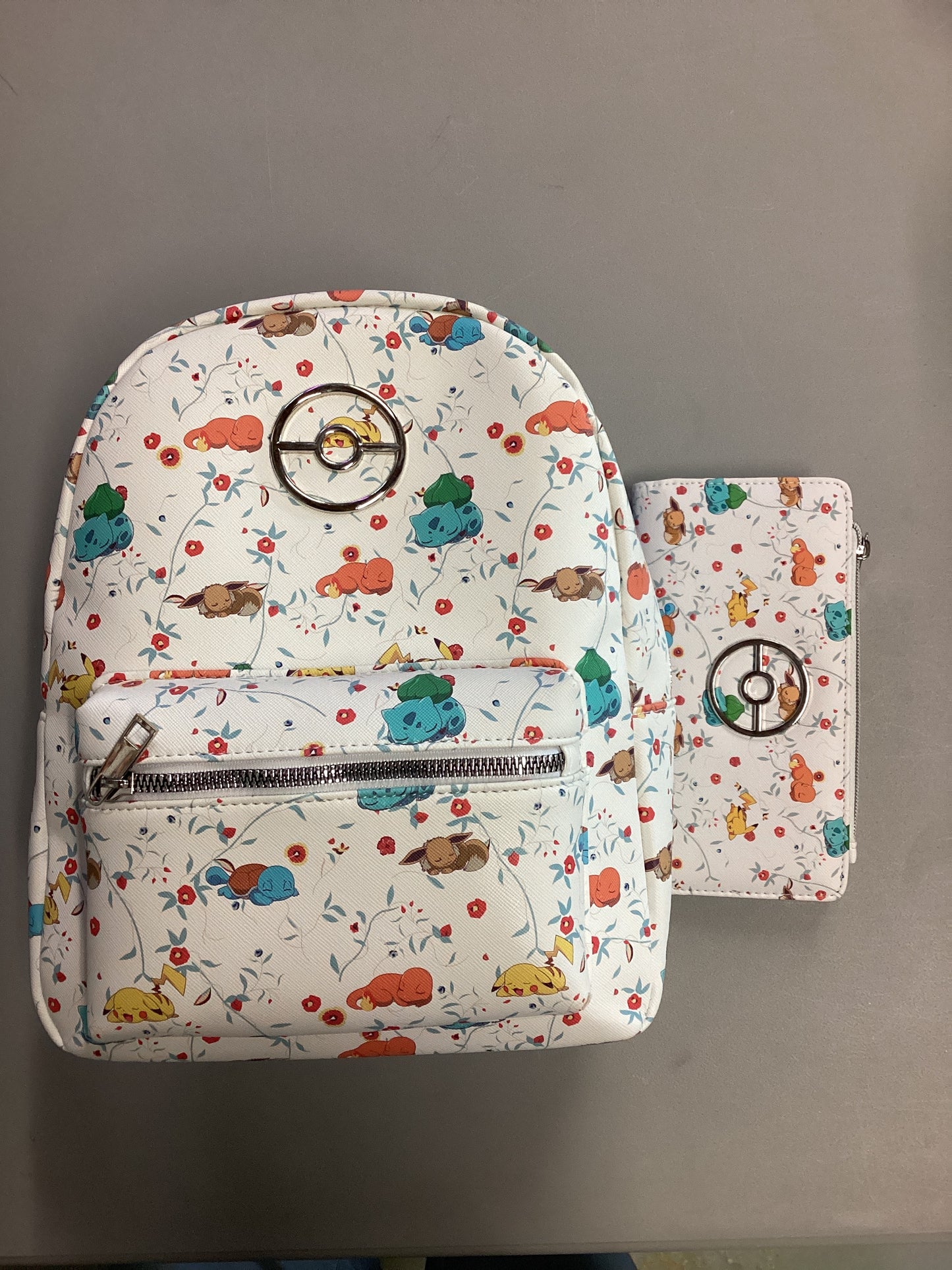 Pokemon Sleeping Pokemon Bioworld Mini Backpack