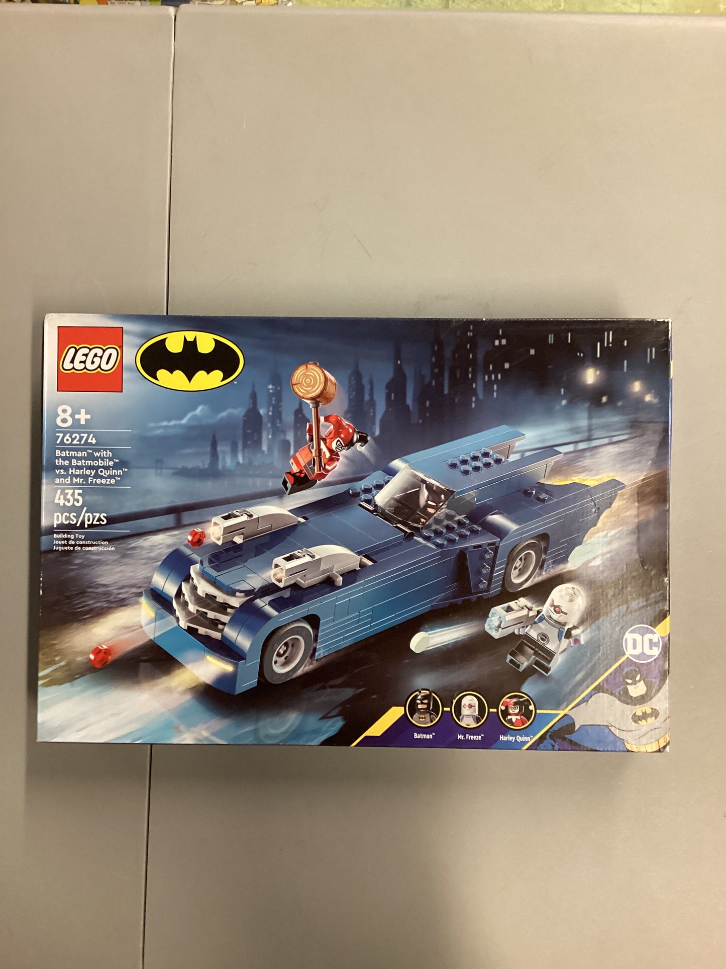 Lego Batman Batman With The Batmobile Vs Harley Quinn And Mr Freeze (76274)