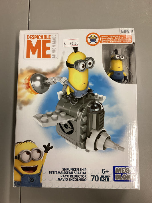 Mega Bloks Despicable Me Shrunken Ship