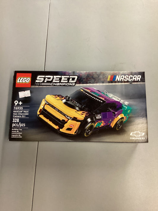 Lego Speed Champions NASCAR Next Gen Chevrolet Camaro ZL1 (76935)