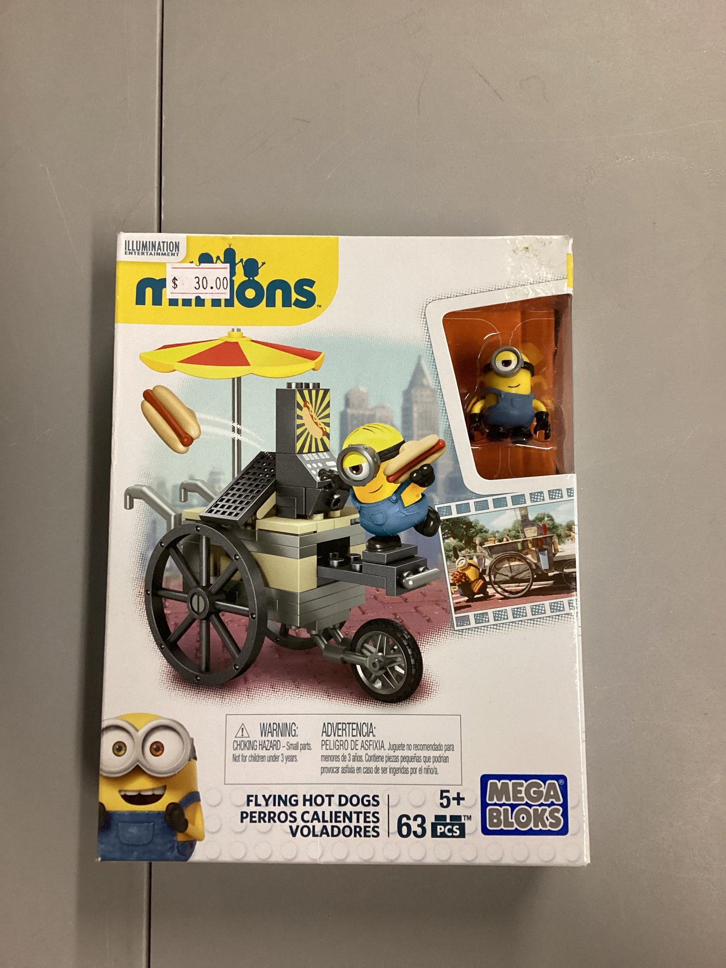 Mega Bloks Despicable Me Flying Hotdogs
