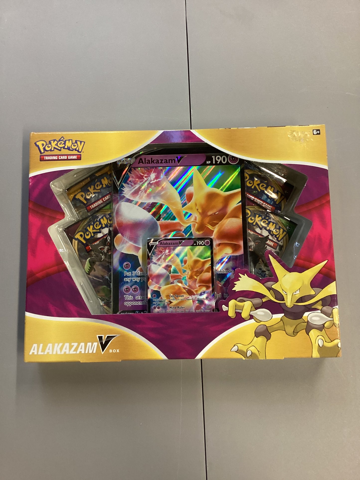 Pokemon TCG Alakazam V Box