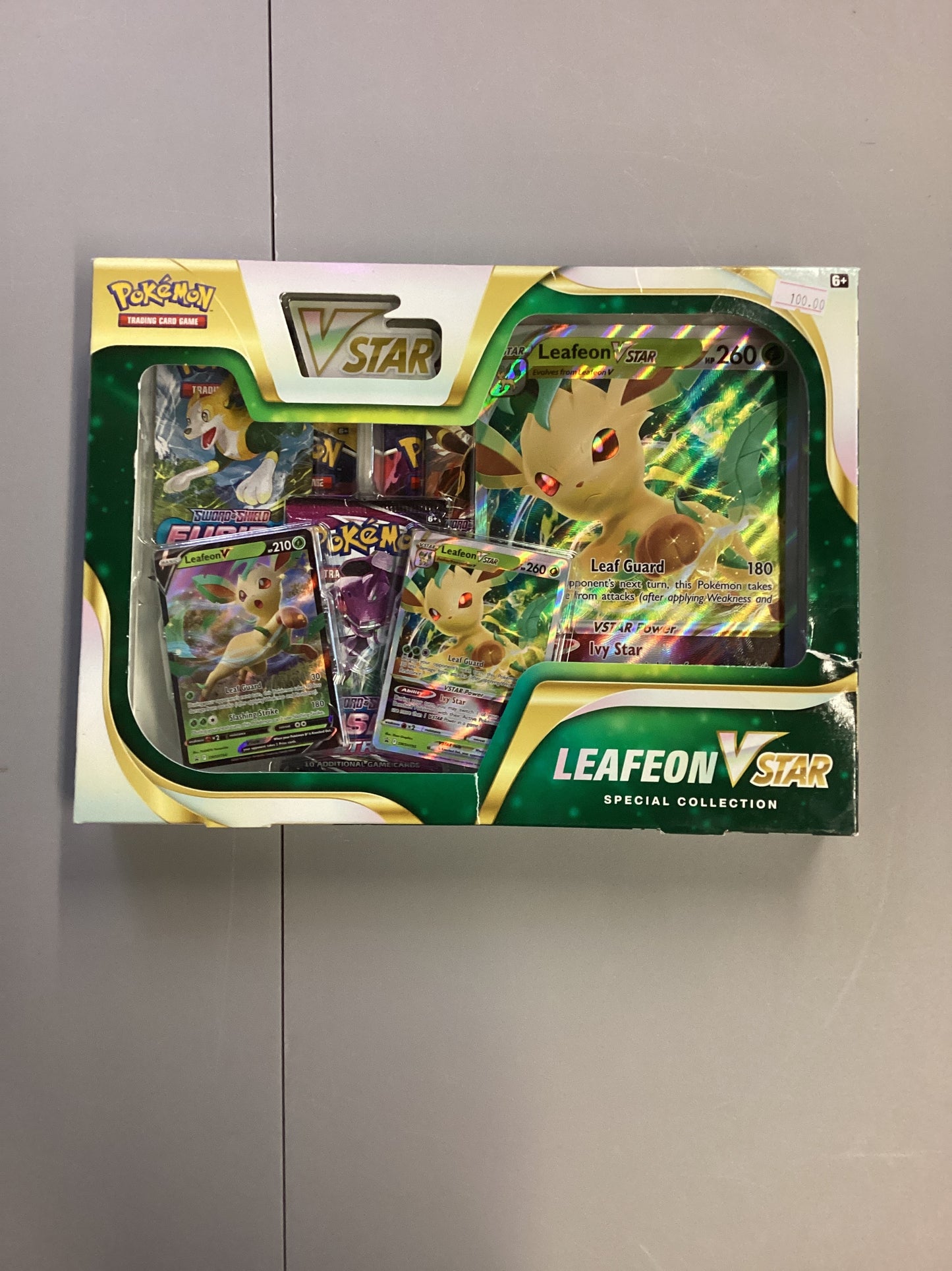 Pokemon TCG Leafeon Vstar Special Collection Box