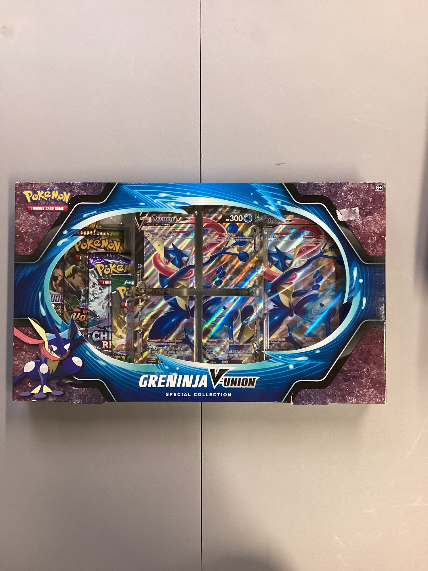 Pokemon TCG Greninja V-Union Special Collection Box
