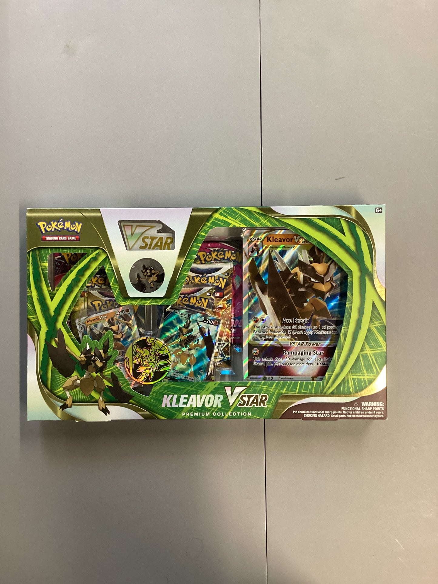 Pokemon TCG Kleavor Vstar Premium Collection Box