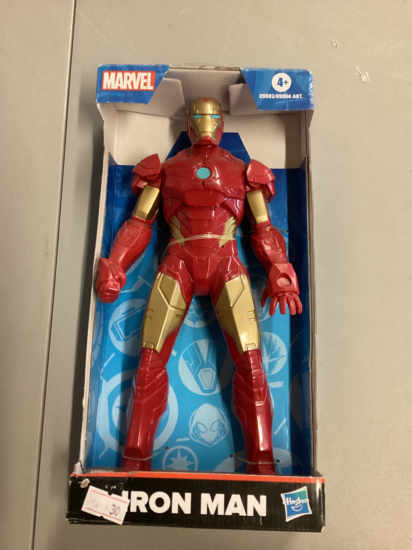 Hasbro Marvel Iron Man Figure