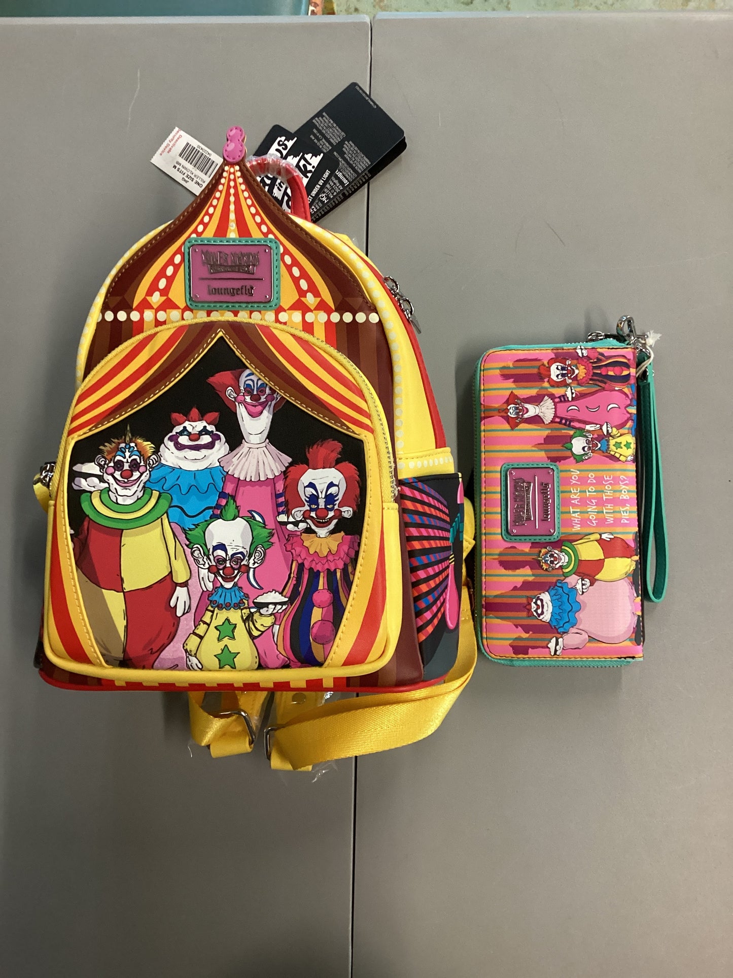 Killer Klowns From Outer Space Loungefly Mini Backpack And Wallet