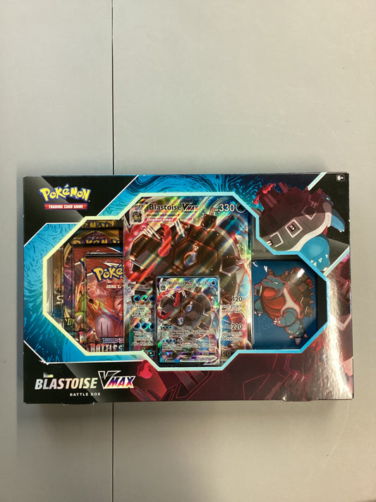 Pokemon TCG Blastoise VMAX Battle Box